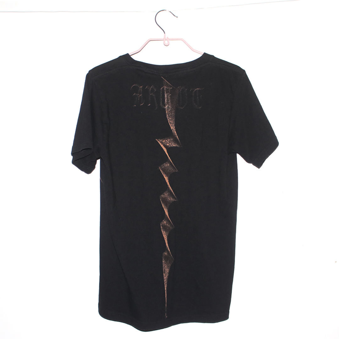 Polera talla S Tormenta de Rayo 1