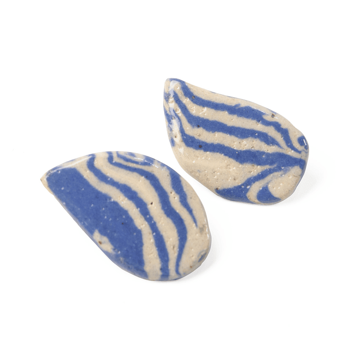 Aros de papel cerámico y pin de plata 2