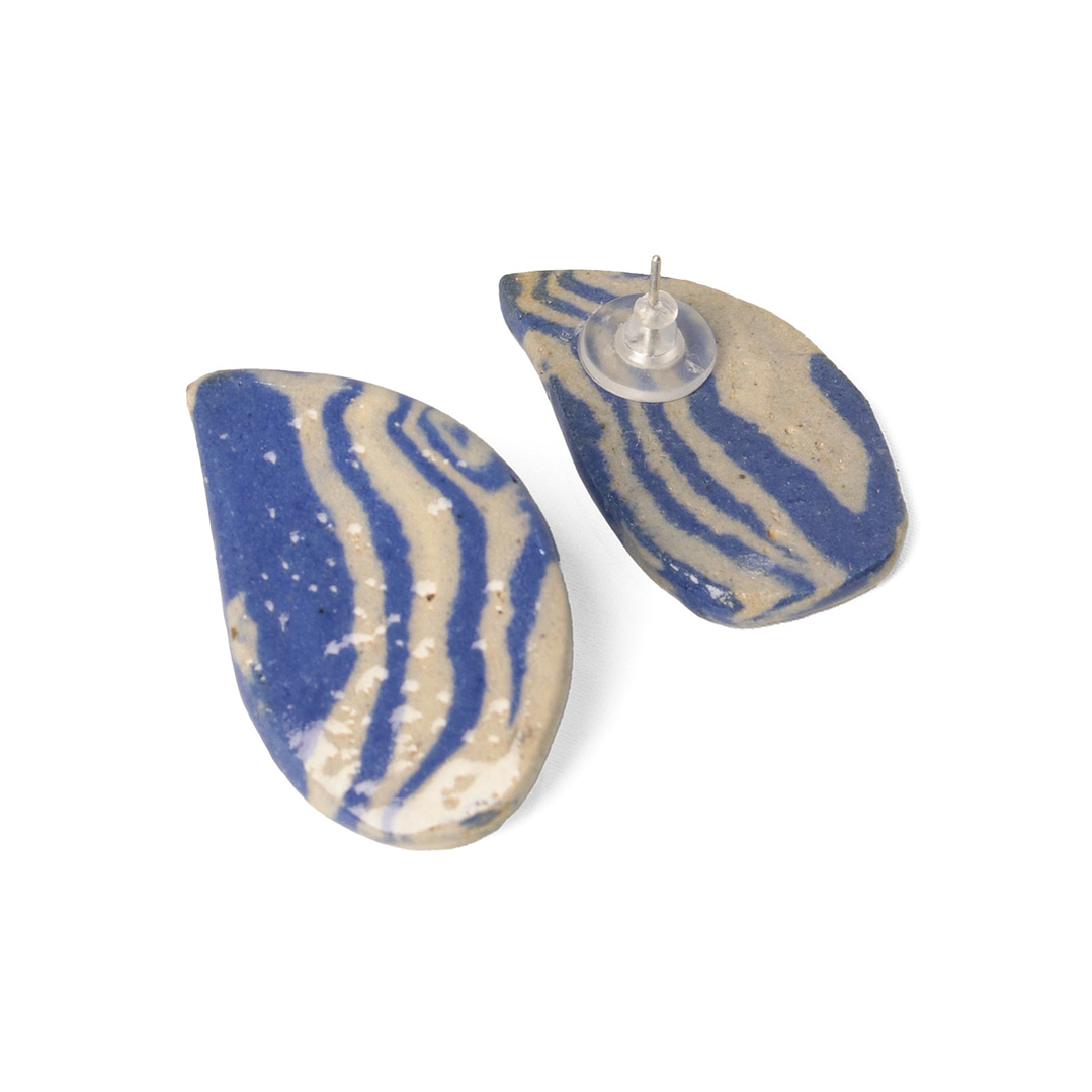 Aros de papel cerámico y pin de plata 1