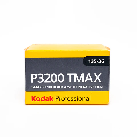 KODAK T-Max P3200 35mm (36 exp)