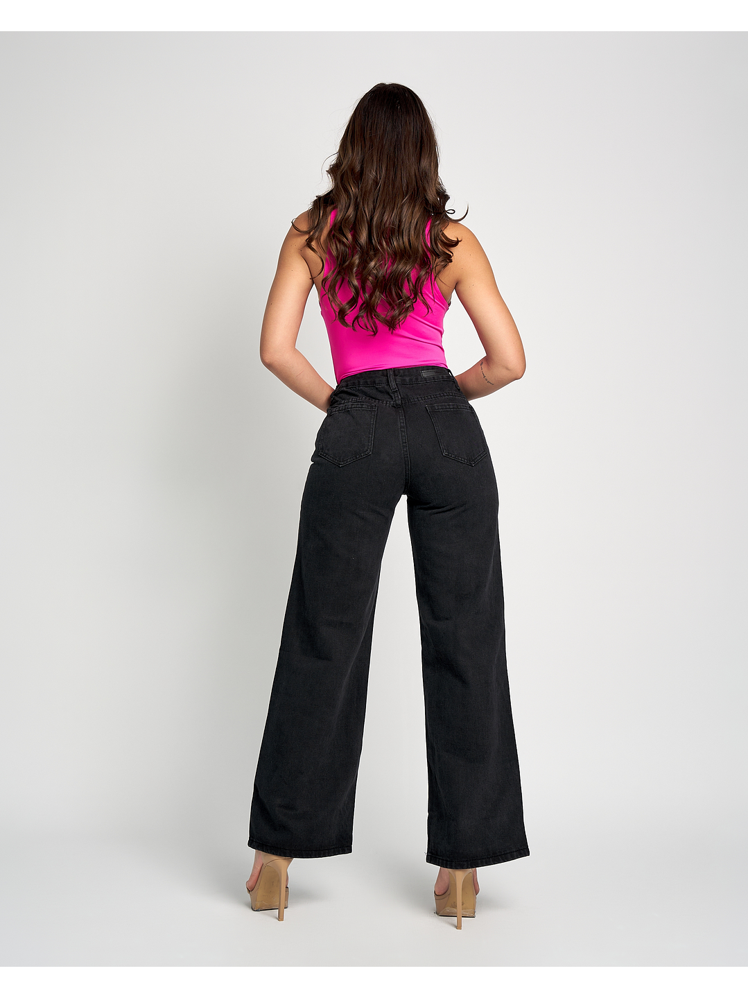 MODELO. ELISA | PALAZZO (TELA RIGIDA) 5