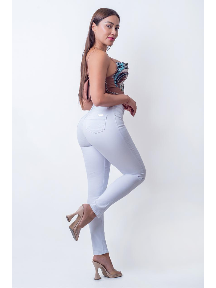MODELO: LUCY | SKINNY JEANS | (Tallaje Pequeño) 6