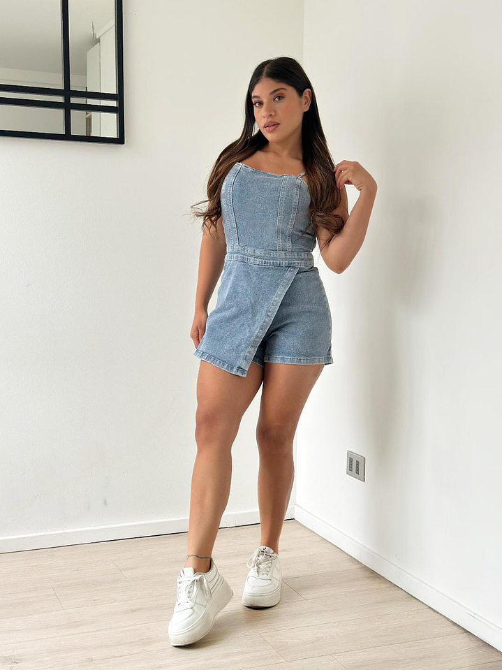 MODELO: OLIVIA | ENTERIZO 4