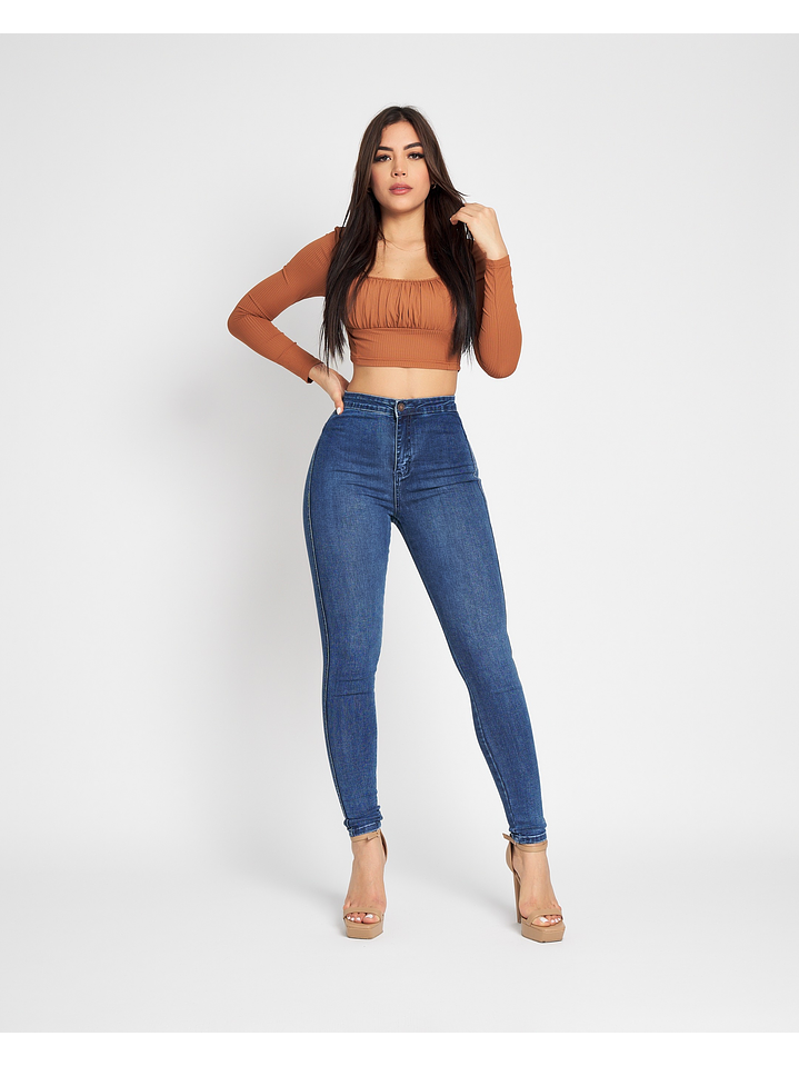 MODELO: MADI | SKINNY 8