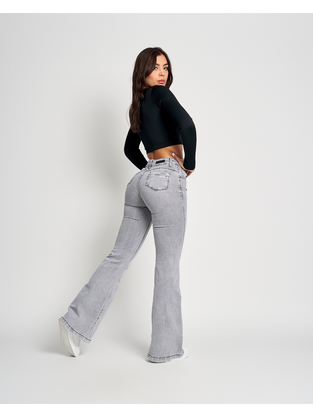 MODELO: MILAN | FLARE JEANS (tallaje pequeño) 3