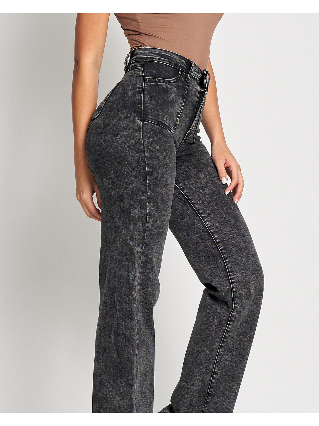 MODELO: MALU | WIDE LEG | RECTO  2