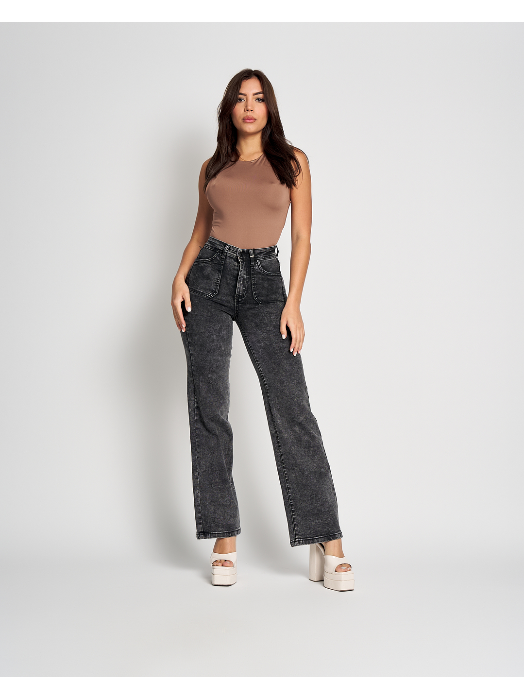 MODELO: MALU | WIDE LEG | RECTO  3