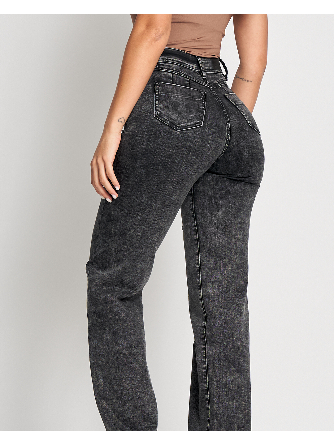 MODELO: MALU | WIDE LEG | RECTO  10