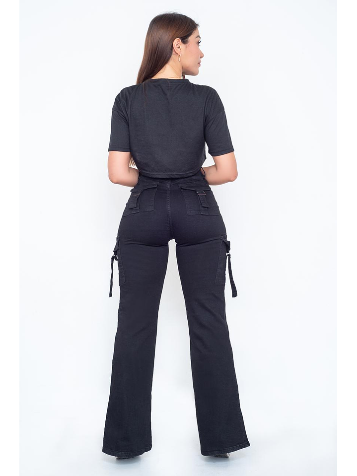 MODELO: GRETEL | JEANS CARGO  3