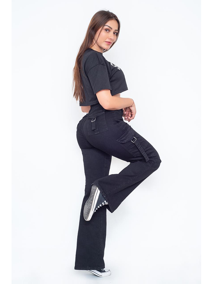MODELO: GRETEL | JEANS CARGO  5