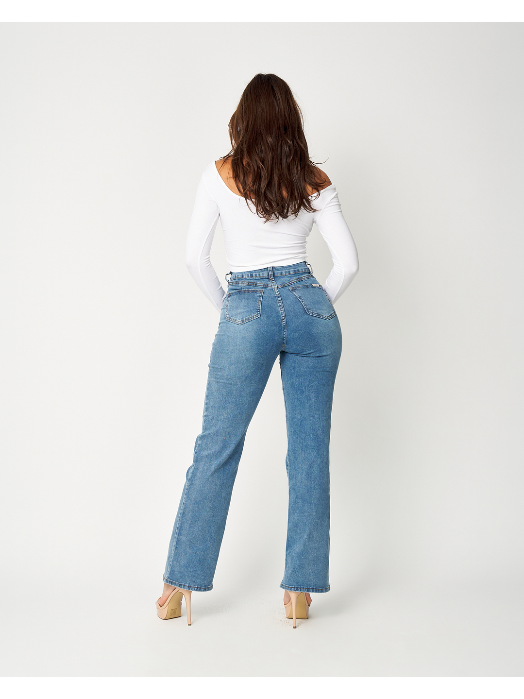 MODELO: GAIL | WIDE LEG | RECTO 7