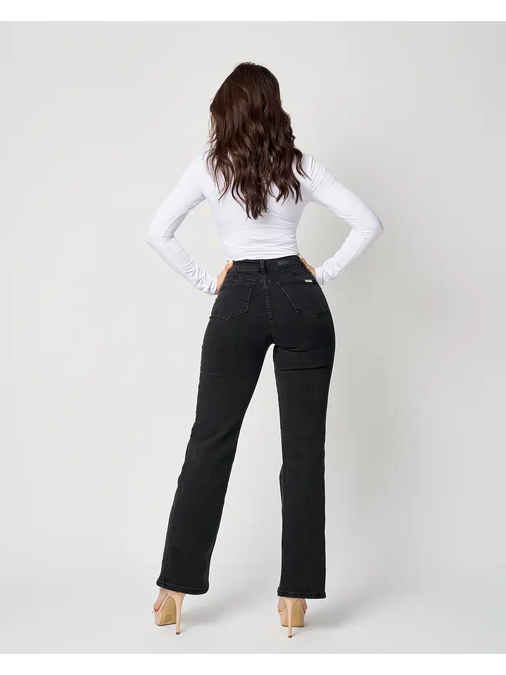 MODELO: CARLOTA | WIDE LEG | RECTO 7