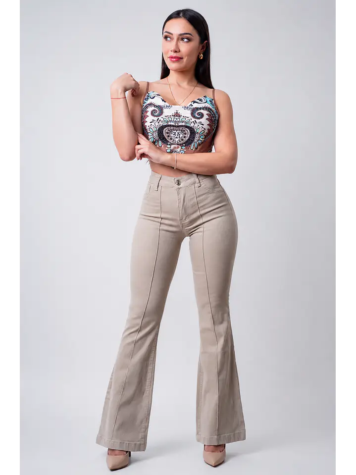 MODELO: MADISON | FLARE JEANS | (TALLAJE PEQUEÑO) 1