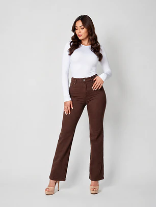 MODELO: VALE | WIDE LEG | RECTO