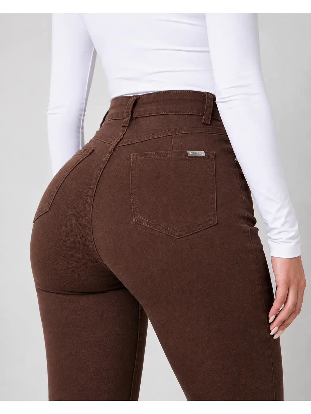 MODELO: VALE | WIDE LEG | RECTO 6