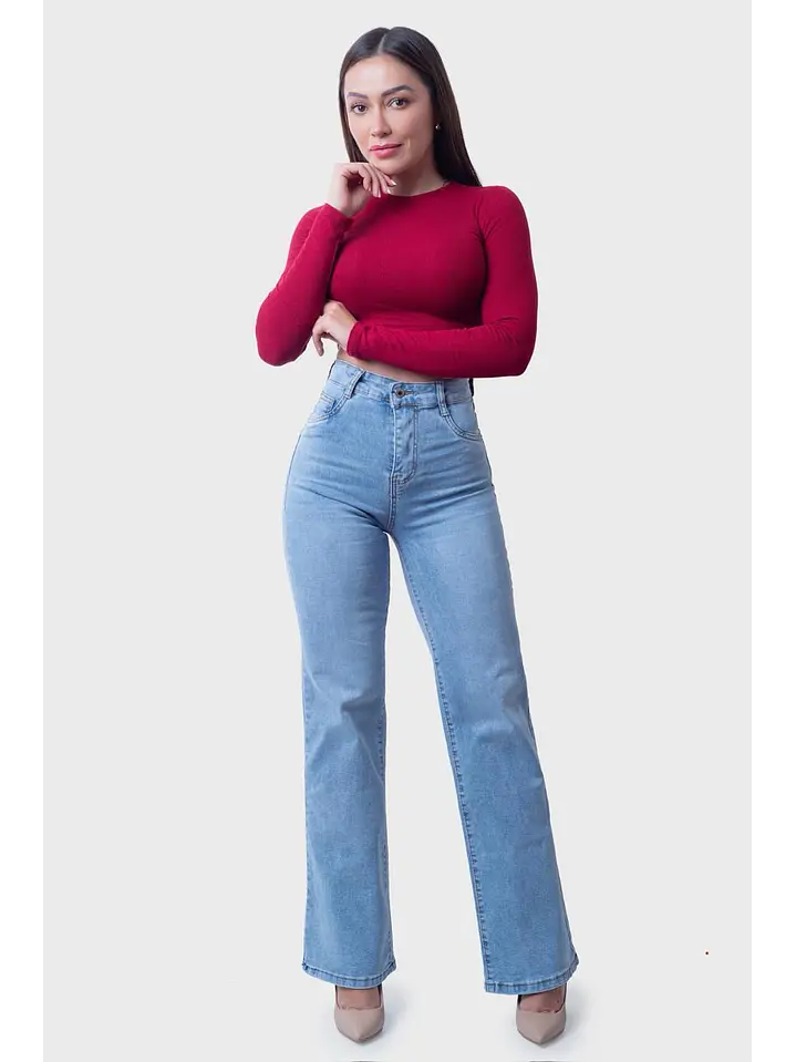 MODELO: CELESTE | WIDE LEG | RECTO 1