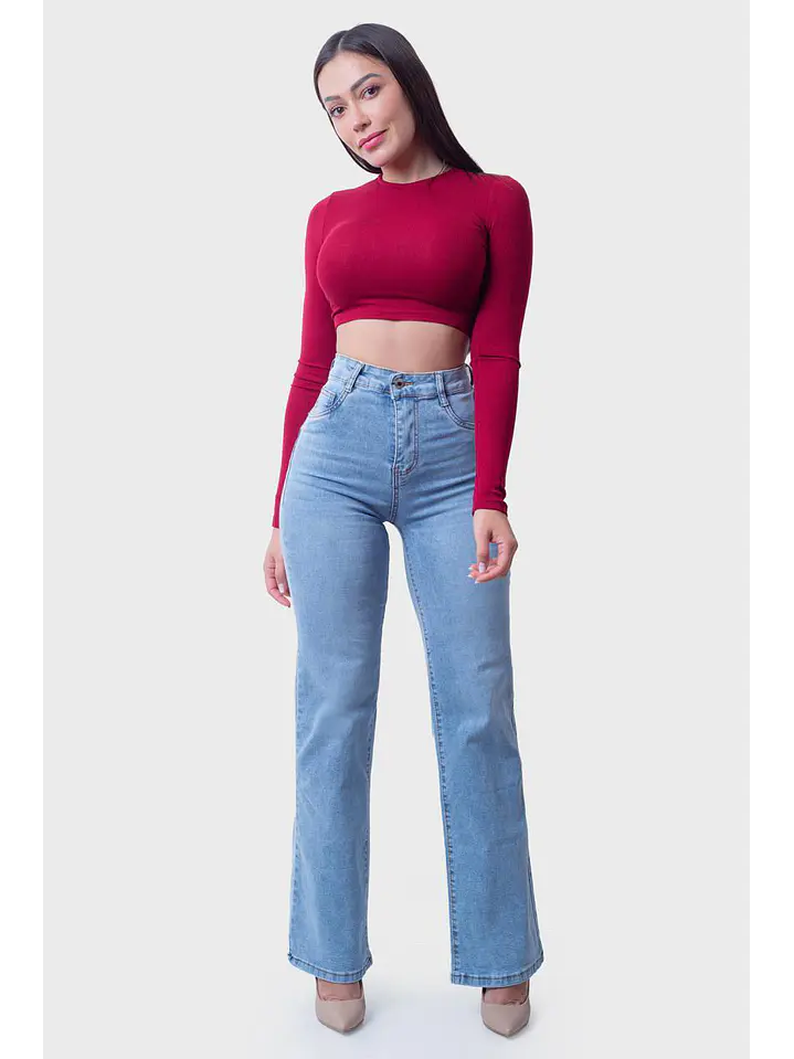MODELO: CELESTE | WIDE LEG | RECTO 4