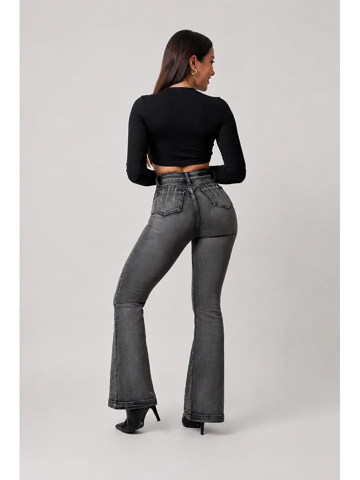 MODELO: MALI | FLARE JEANS CON BRILLOS (TALLAJE PEQUEÑO) 6
