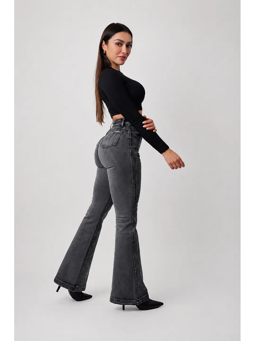 MODELO: MALI | FLARE JEANS CON BRILLOS (TALLAJE PEQUEÑO) 8