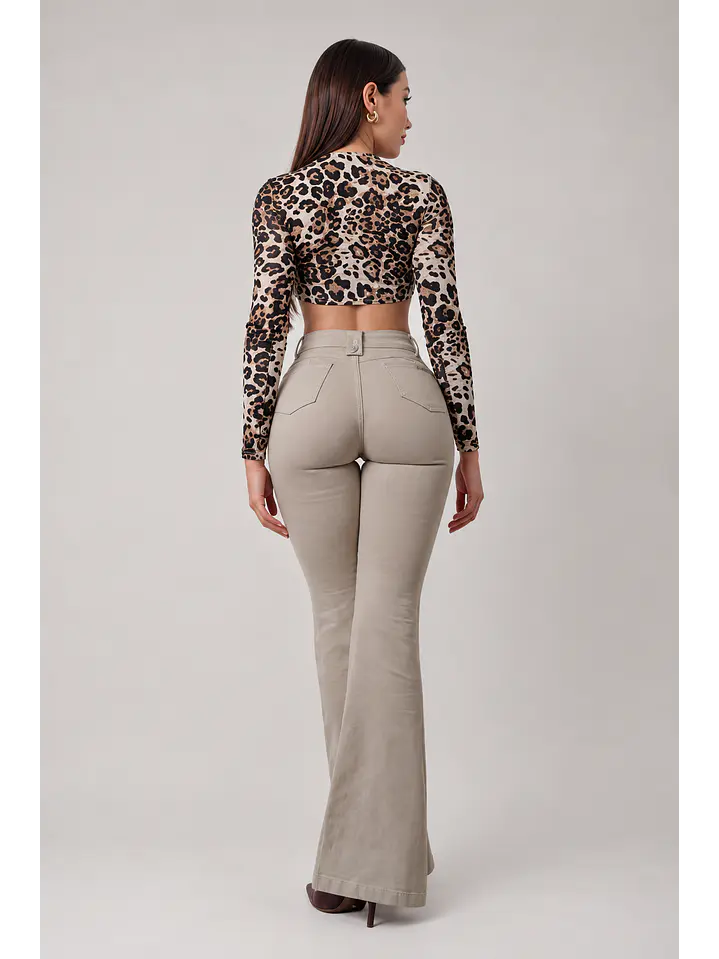 MODELO: JULIETA | FLARE JEANS (TALLAJE PEQUEÑO) 6