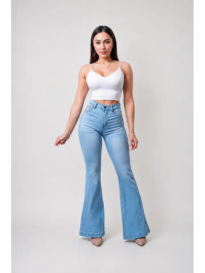 MODELO: SERENA | FLARE JEANS (TALLAJE PEQUEÑO) 1