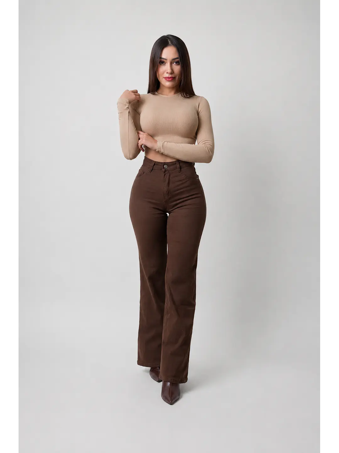 MODELO: VALE | WIDE LEG | RECTO 3