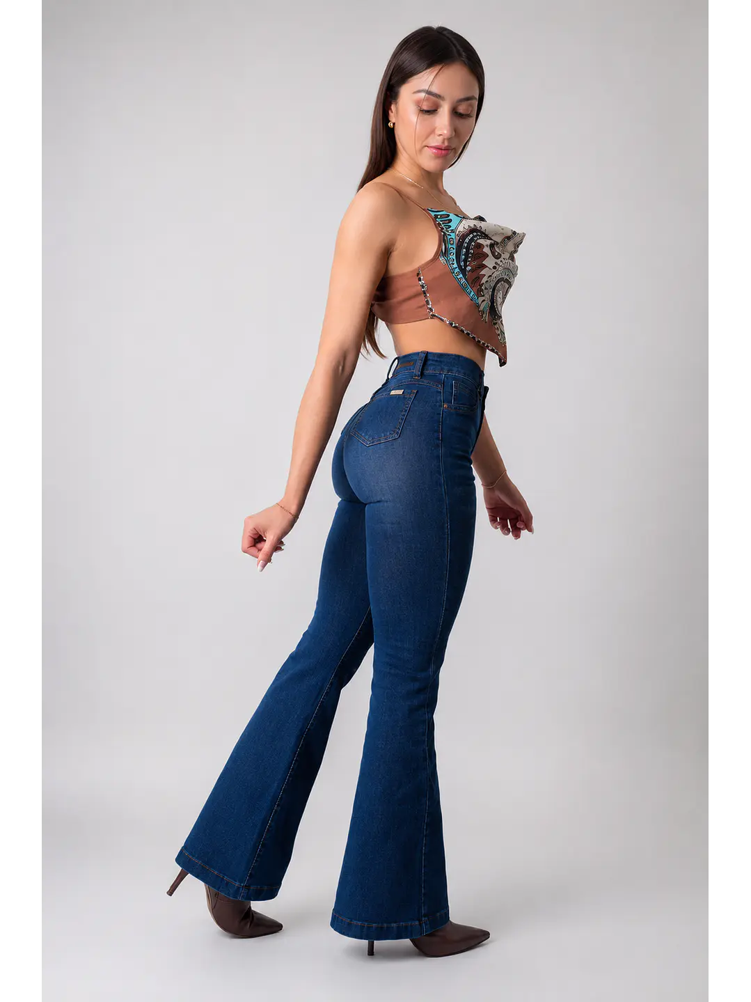 MODELO: BLUE | FLARE JEANS | (TALLAJE PEQUEÑO) 4
