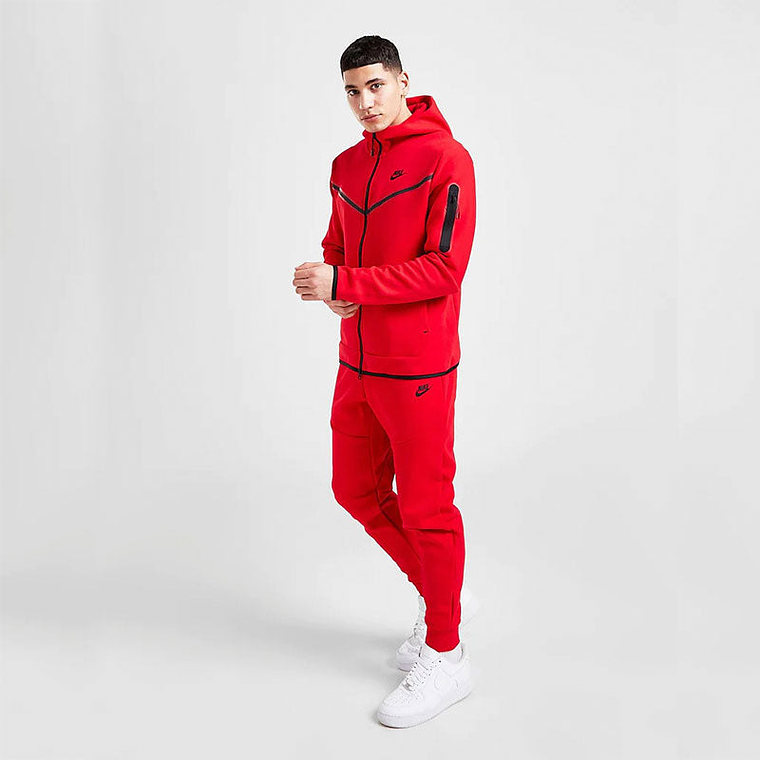 Nike Tech Fleece Red 1