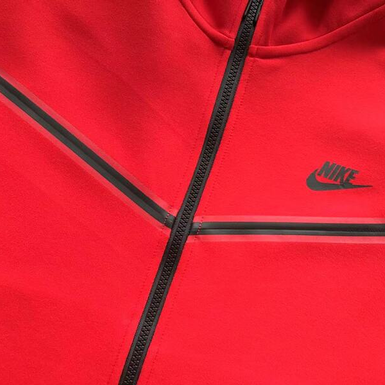 Nike Tech Fleece Red 3