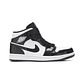 Air Jordan 1 Mid SE 
