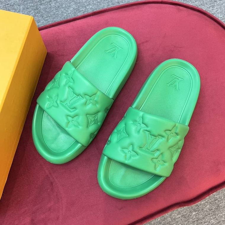 Louis Vuitton Waterfront Green Slippers 5