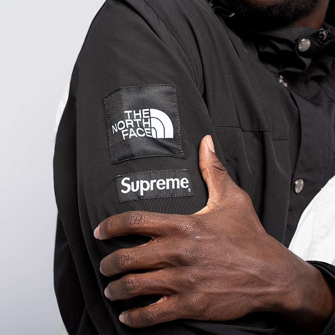 Supreme x The North Face Black Mountain Jacket 4