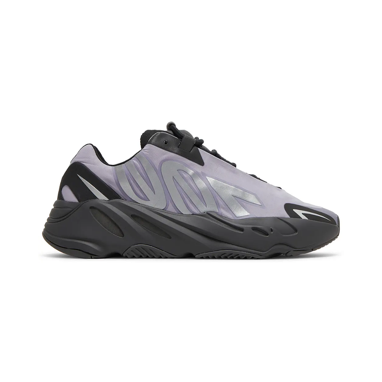 Yeezy Boost 700 MNVN 
