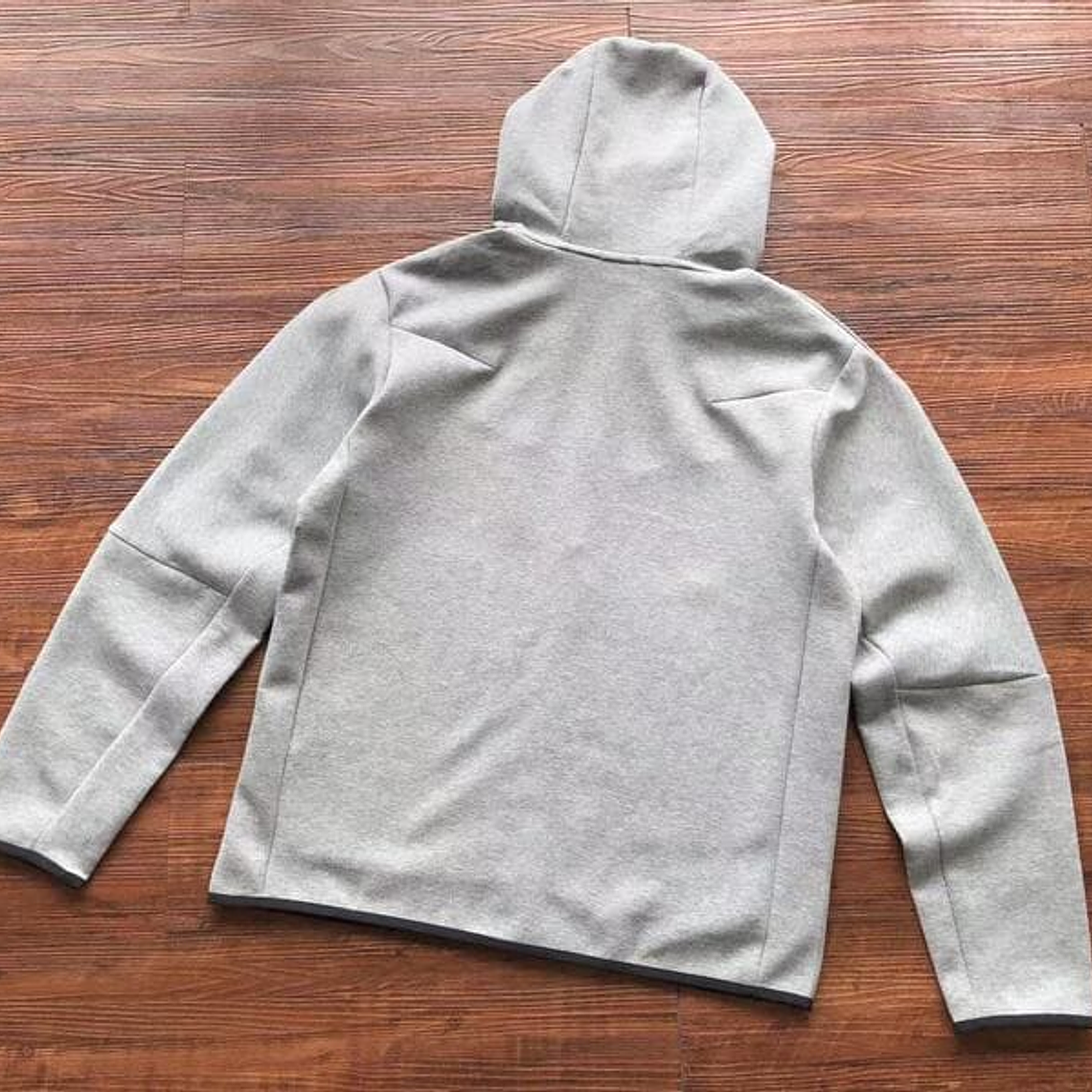 Nike Tech Fleece Light Grey 6