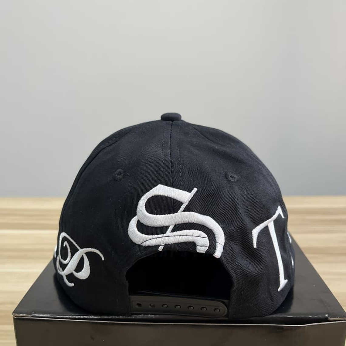 Trapstar Script Fitted Cap 4