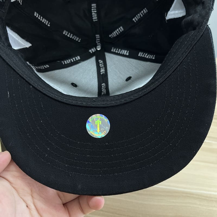 Trapstar Script Fitted Cap 5