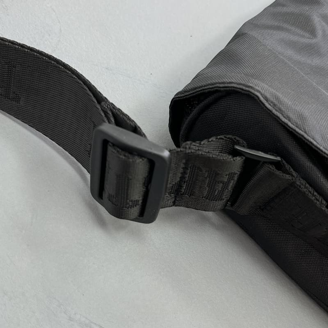 Trapstar Irongate Black Bag 5