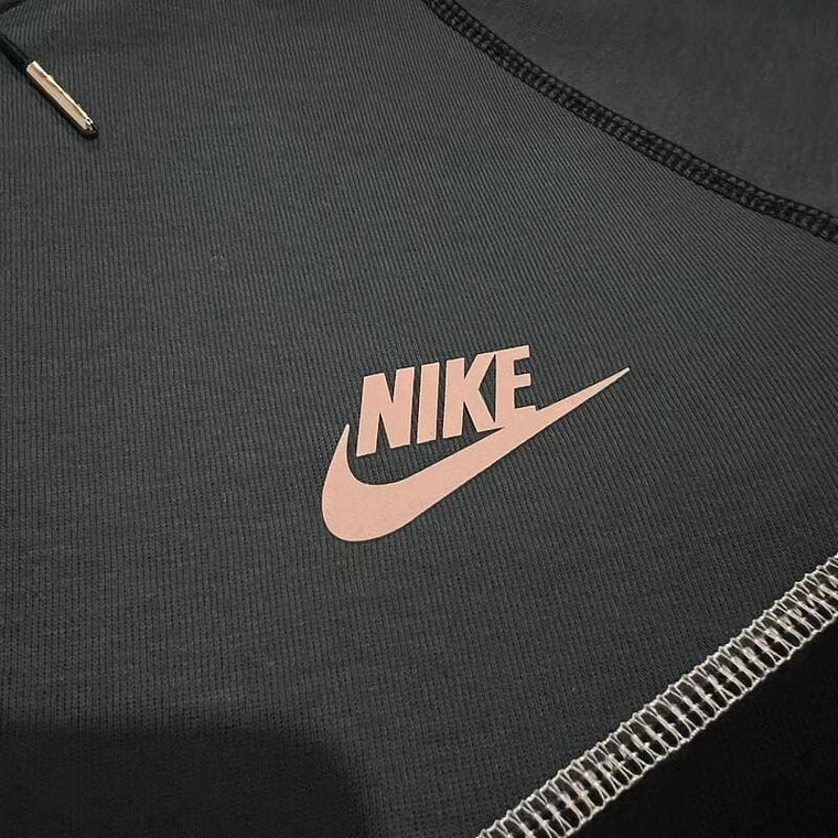 SYNA World x Nike Tech Fleece 4