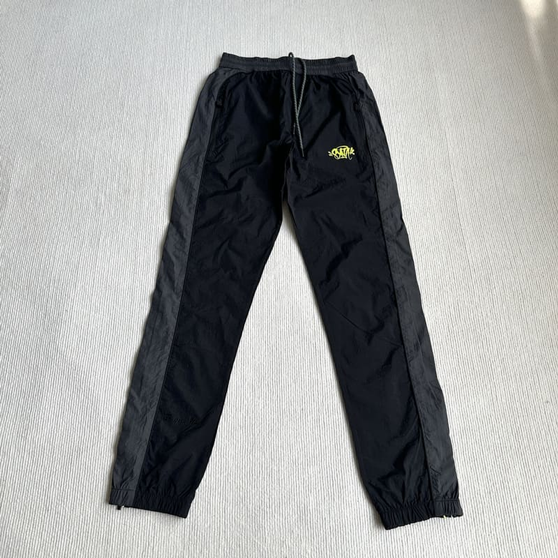 SYNA World Syna Logo Shell Black Set 3