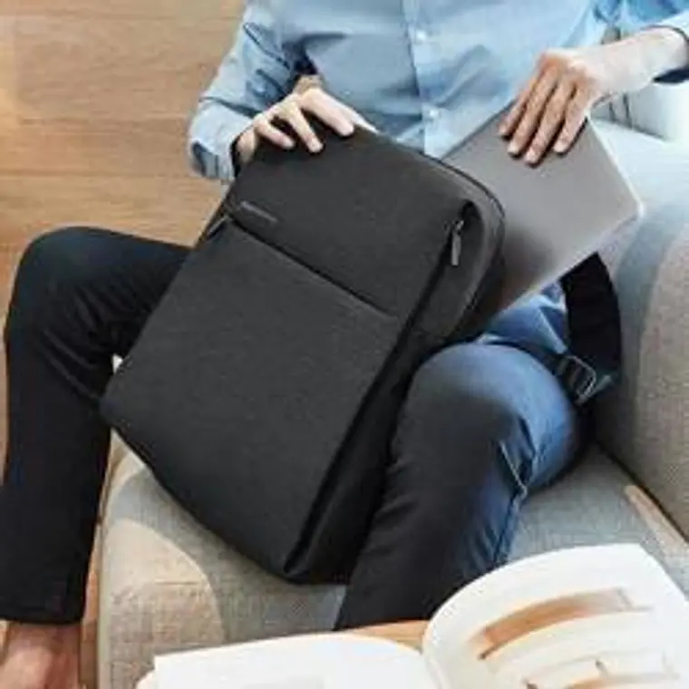 Mochila Xiaomi City Backpack 2 Gris Oscuro (para notebooks hasta 15.6