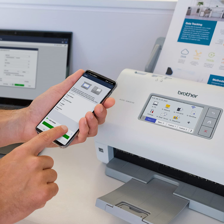 Brother - Wi-Fi / USB 3.0 4