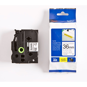 Cinta laminada superadhesiva Brother TZES261 Texto negro sobre fondo blanco