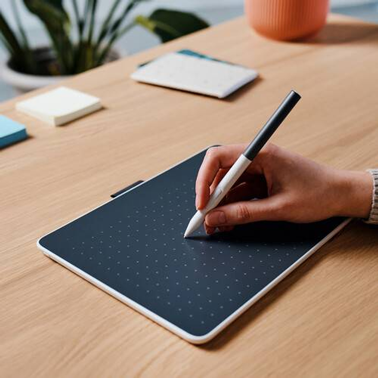 Tableta Digitalizadora Wacom One Medium, 13.5 x 21.6 cm, USB-C, Bluetooth 5.1 2