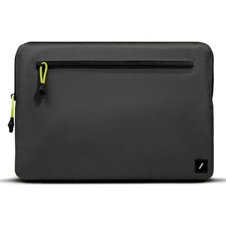 Funda Ultraligera para Macbook Pro 14“- Negro 1