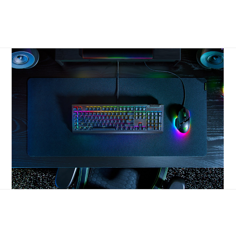 Teclado Gamer Razer BlackWidow V4 X RGB, Mecánico - Negro 2