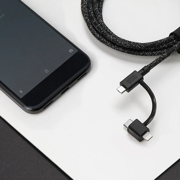 Cable USB-C a USB-C 1.2 Mt Belt para carga hasta 60W Native Union cosmos 2