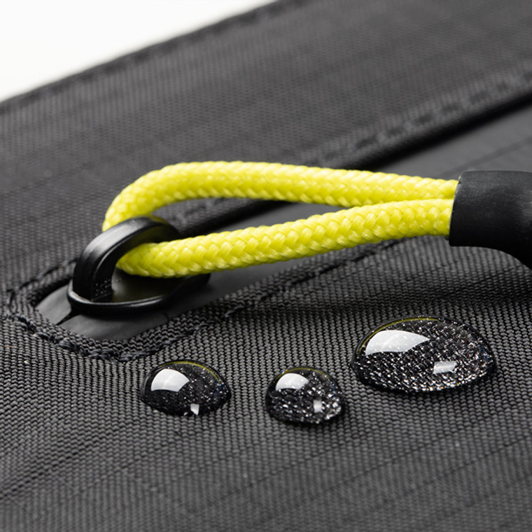 Sleeve poliéster Ultralight para Macbook 13“ Native union Slate Green 3