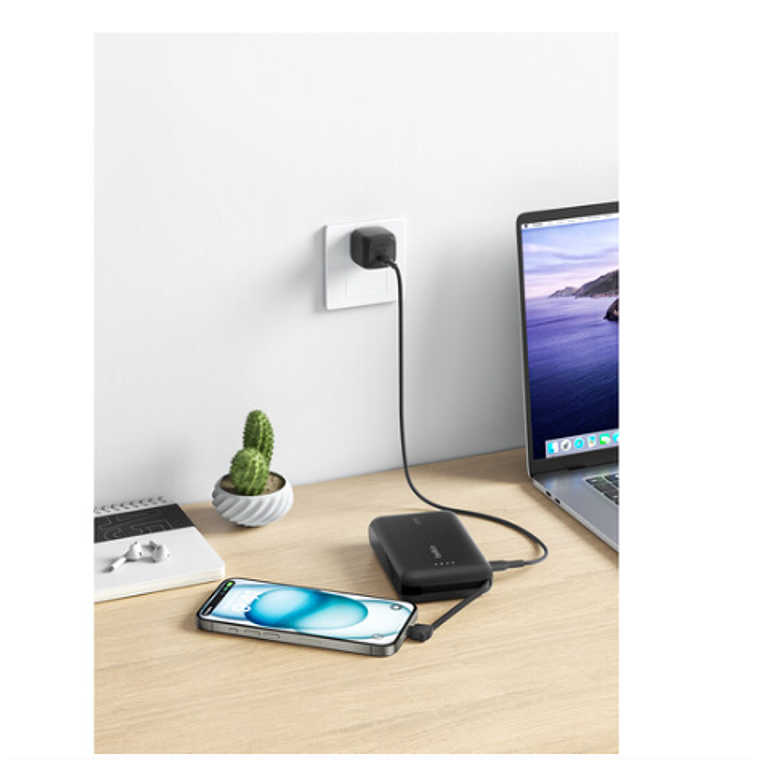 Batería 10.000 mAh 20W PD con cable USB-C Belkin negra 4