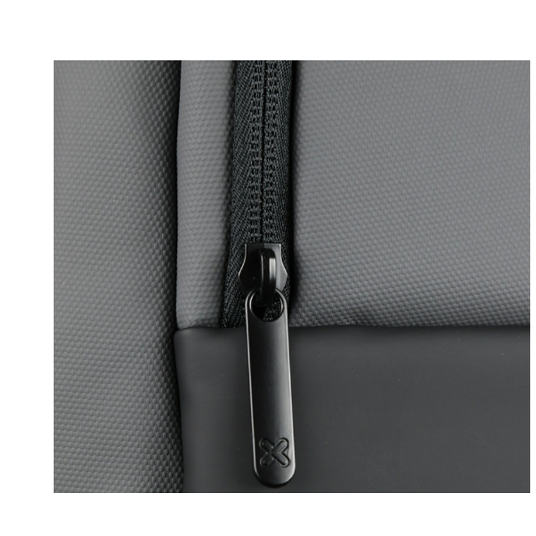 Mochila de 15.6“ Klip Xtreme - Gris Oscuro - KNB-896GR 2