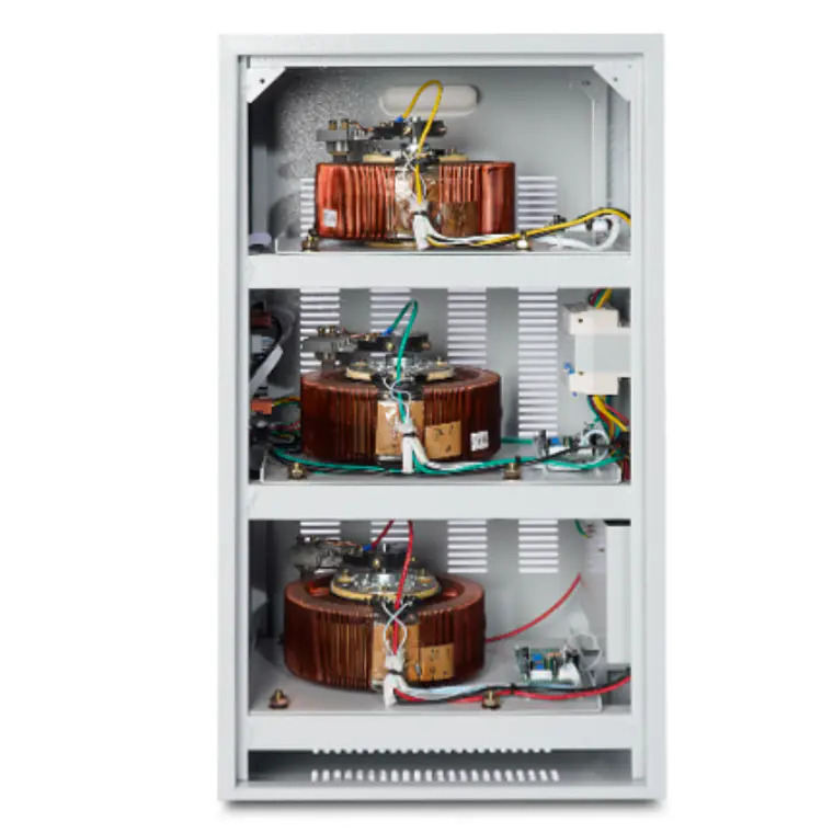 Estabilizador de Voltaje Enersafe de 30 kVA (Servo, Trifasico) 2